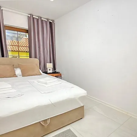 Lucija Apartament *